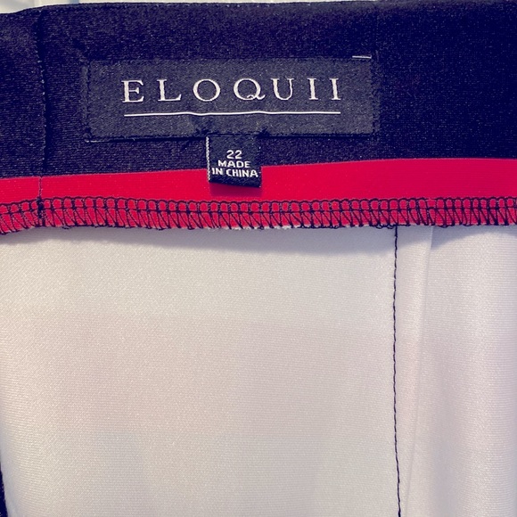 Signature Trumpet Skirt - Size 22 - Picture 3 of 3